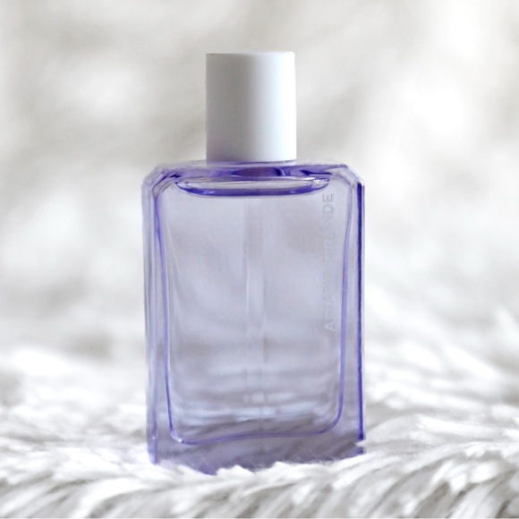 Ariana Grande Other - Ariana Grande God is a Woman Mini EDP 0.25 oz